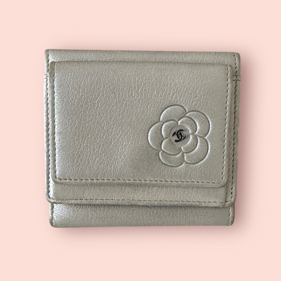 CHANEL Handbags - Chanel Silver Wallet with Camellia Design
